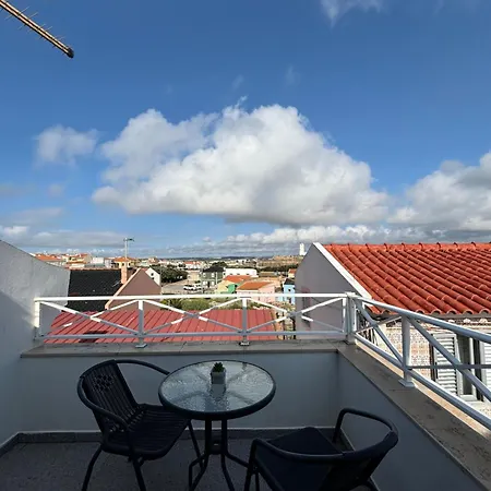 Дом отдыха Visconde House Пениши