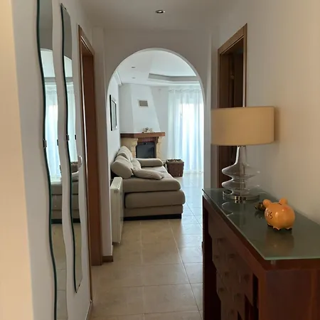 Visconde House